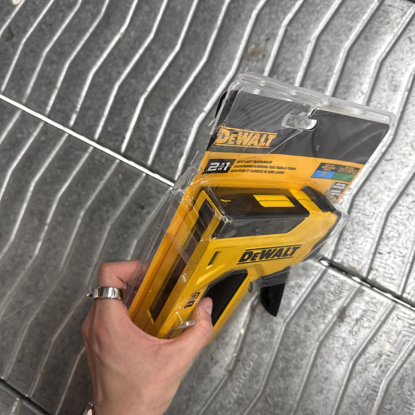 DeWalt Heavy Duty Stapler and Tacker