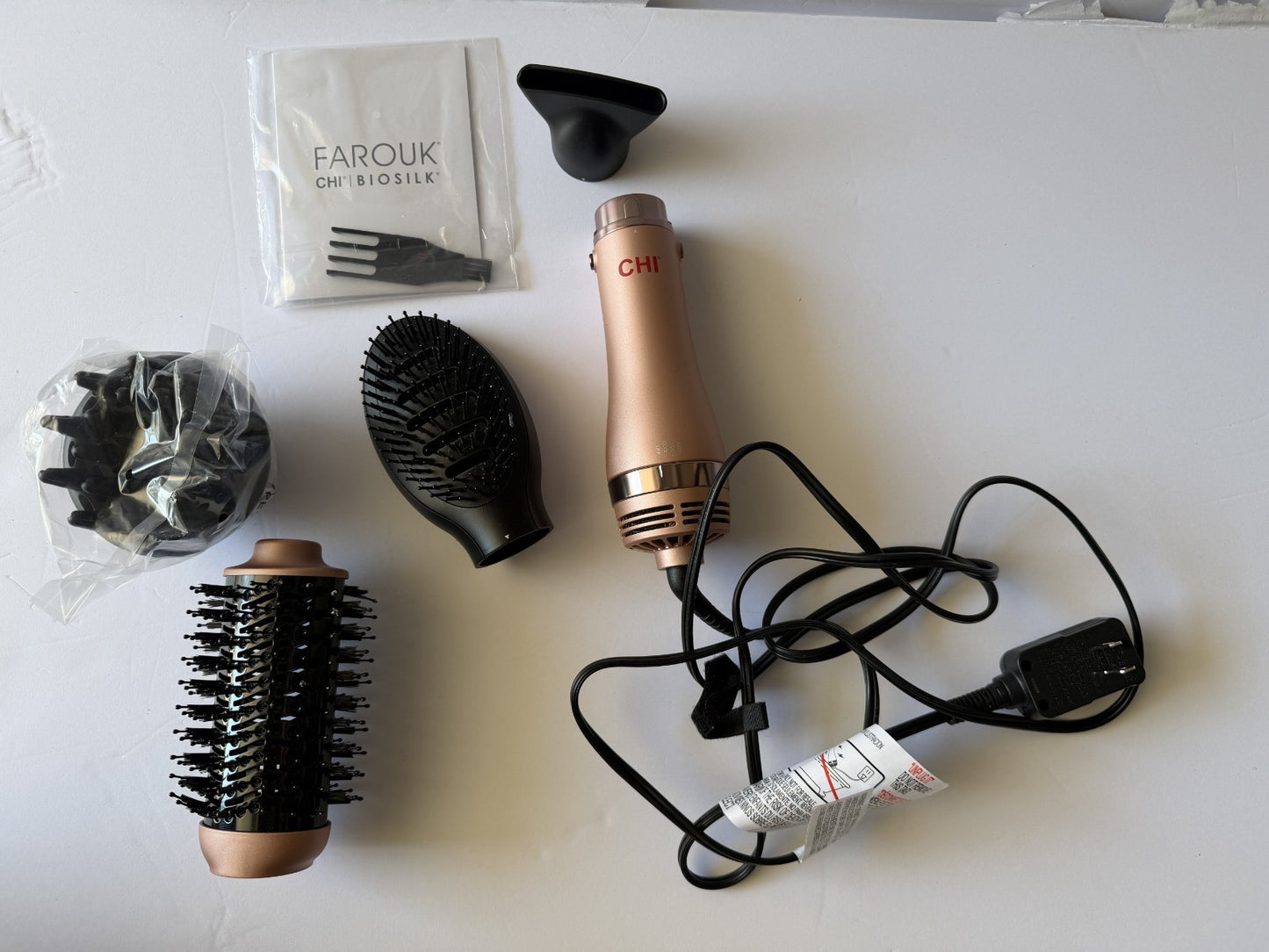 CHI Volumizer 4-in-1 Blowout Brush | Ceramic and Ion Technology in Black