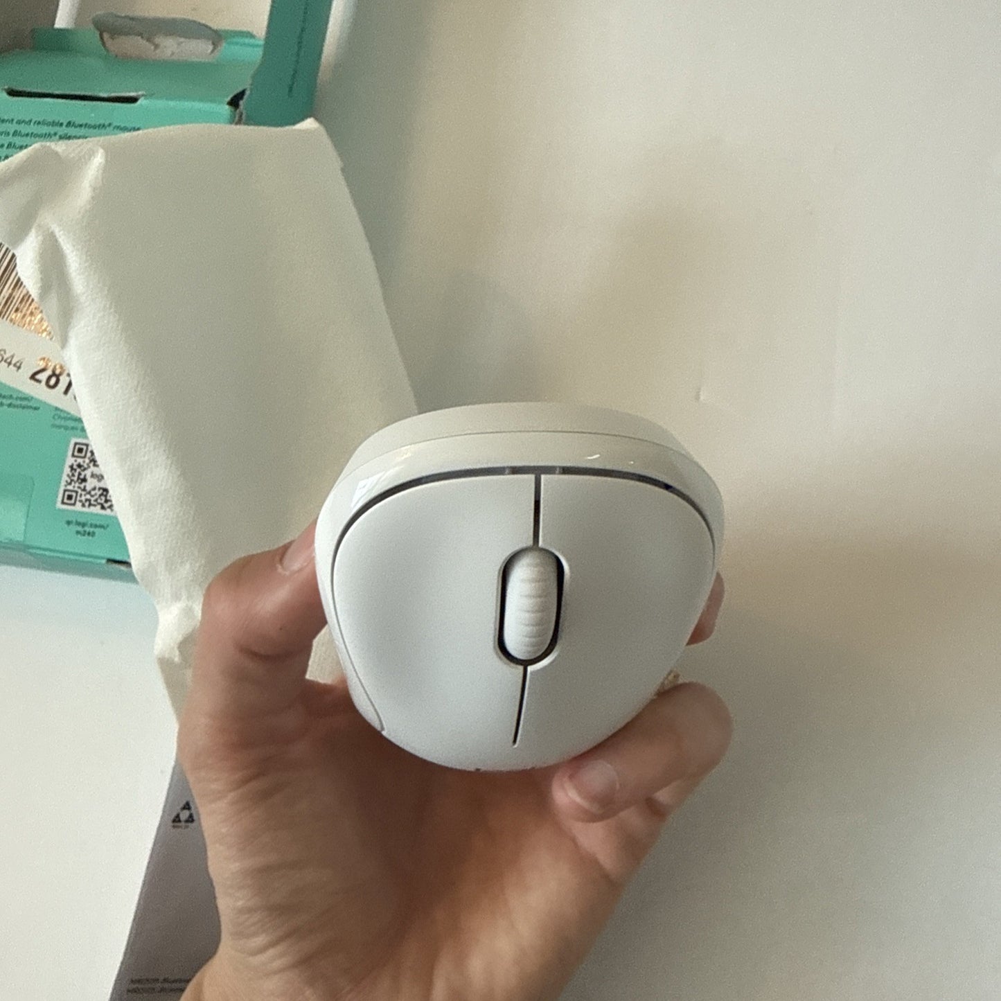 Logitech Bluetooth Wireless Mouse M240 Silent (NOB)