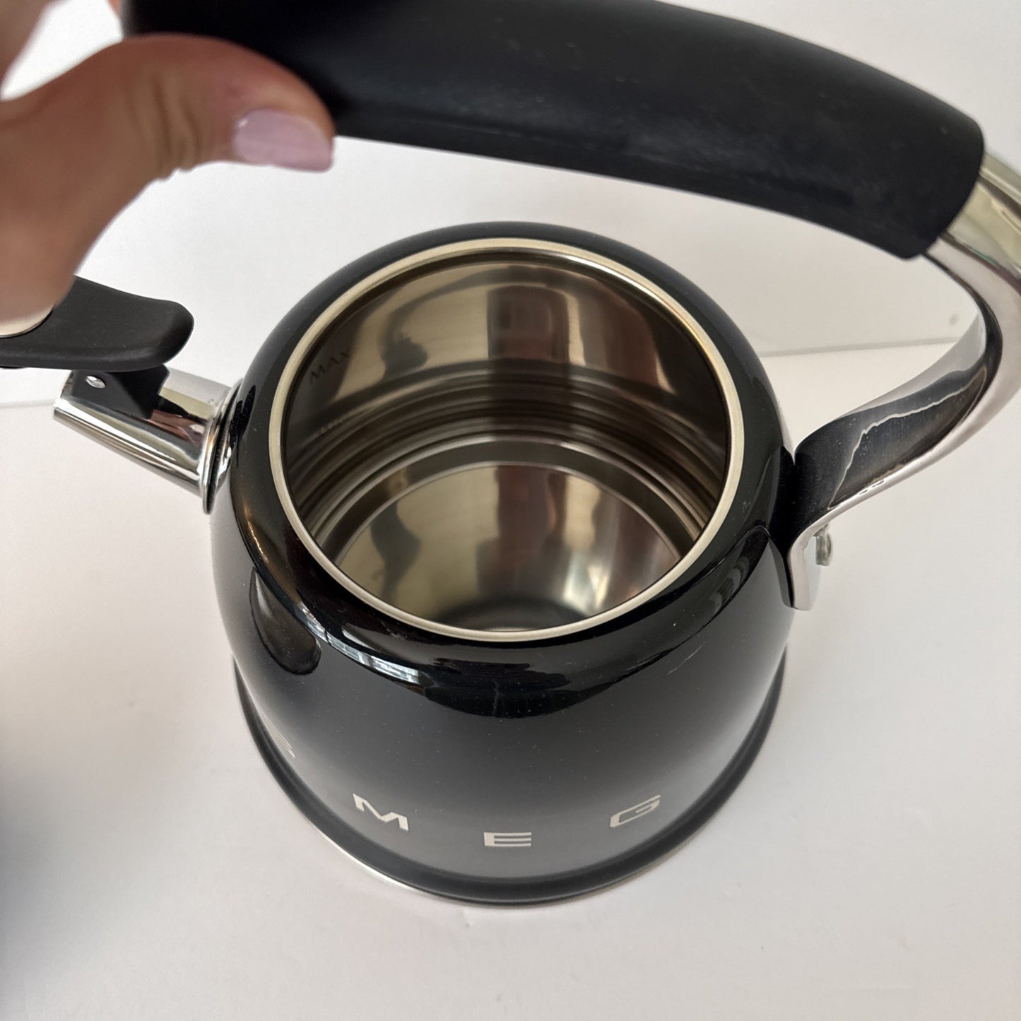 SMEG 2.3L Black Whistling Tea Kettle Stainless Steel Stovetop 50s Retro No Box