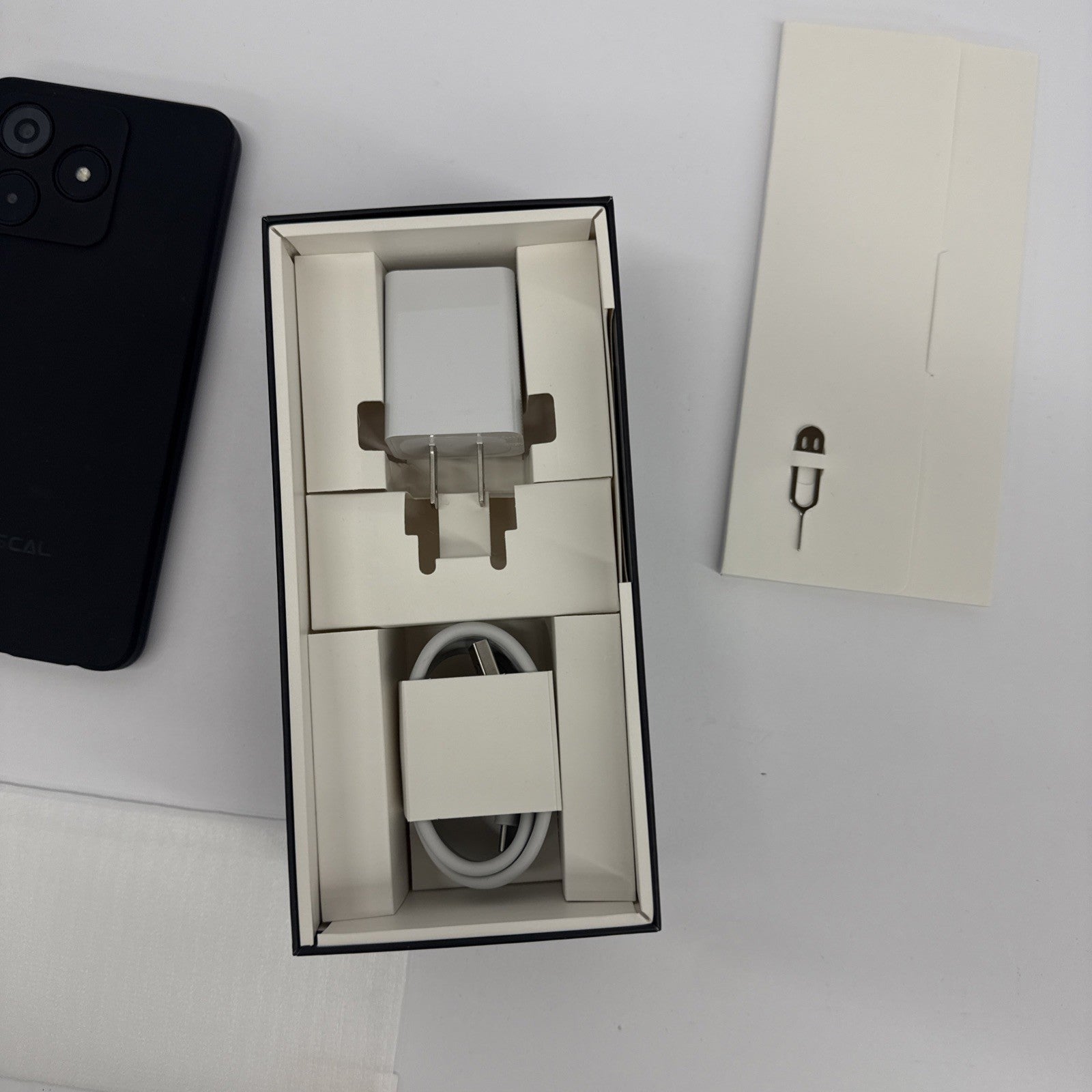 OSCAL FLAT 2 – Elevate Your Mobile Experience!  Lack 128gb New In Box