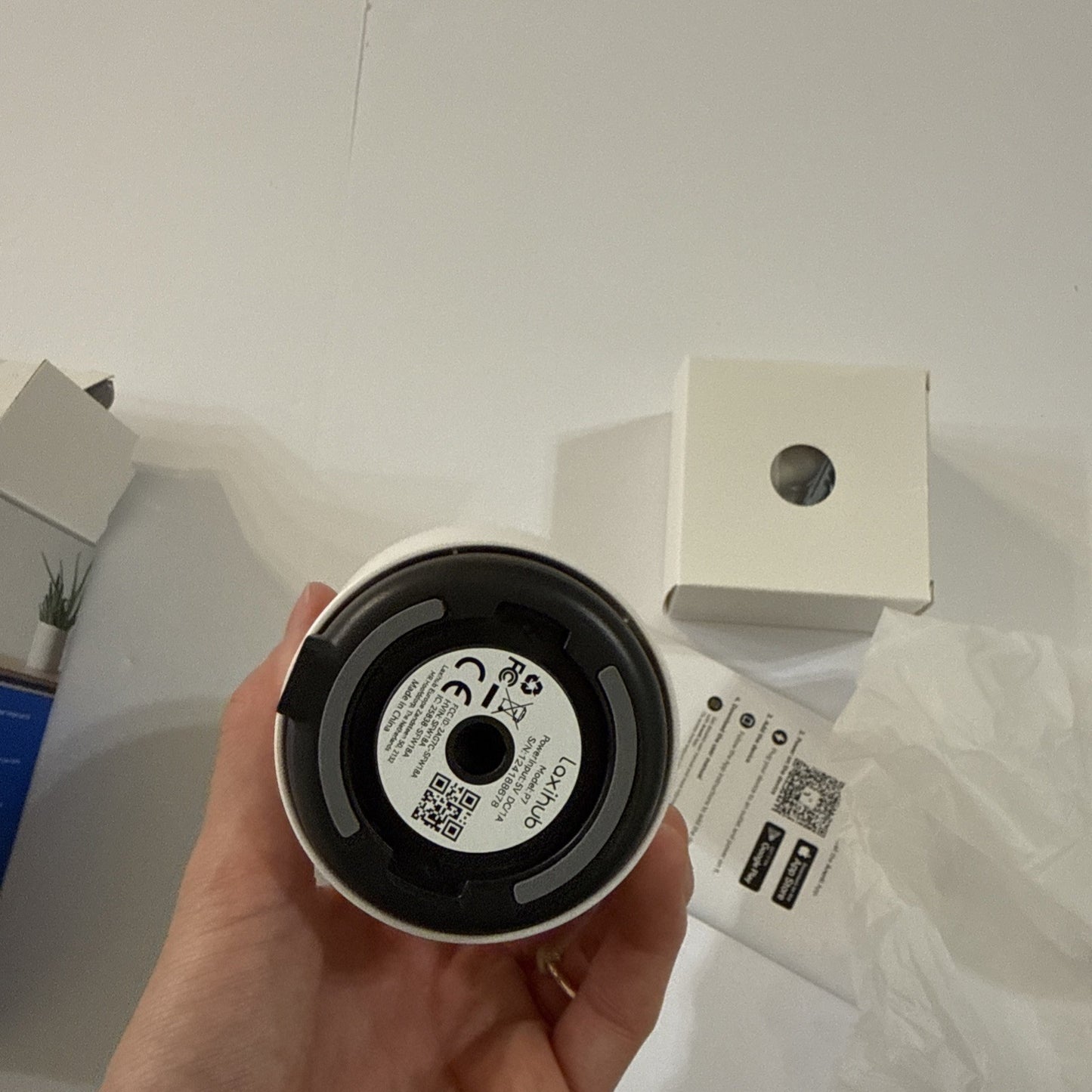 Laxihub P7 2k  Smart Indoor Wi-Fi Security Camera