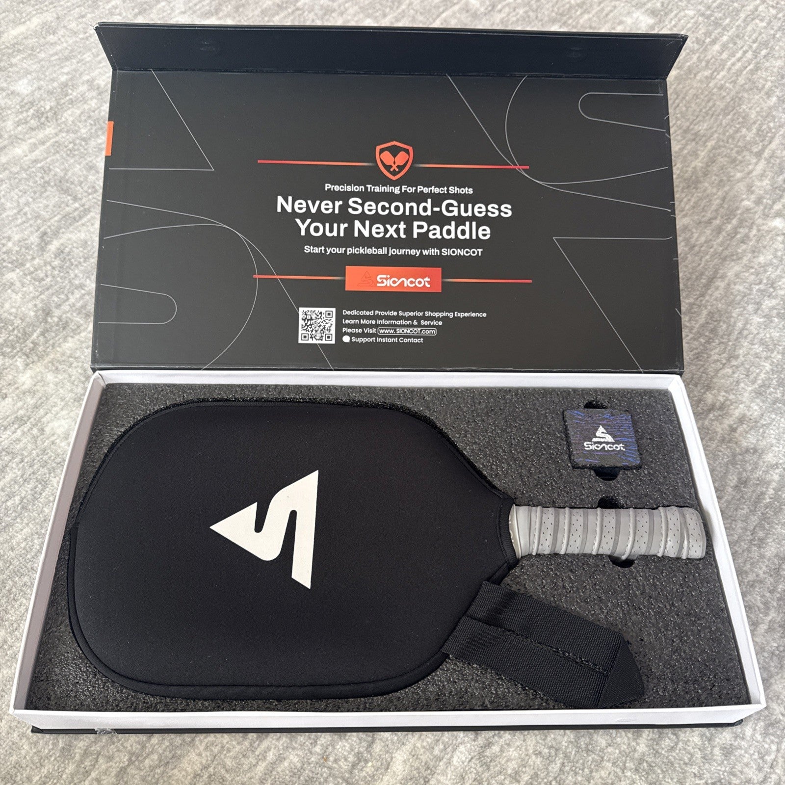 NEW OPEN BOX - DGYGQ - T700 RAW CARBON FIBER - PICKLEBALL PADDLE
