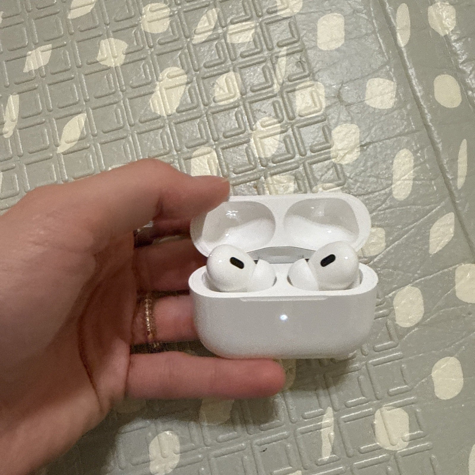 Apple AirPods Pro (2nd Generation) with USB-C MagSafe Charging Case MTJV3LL/A