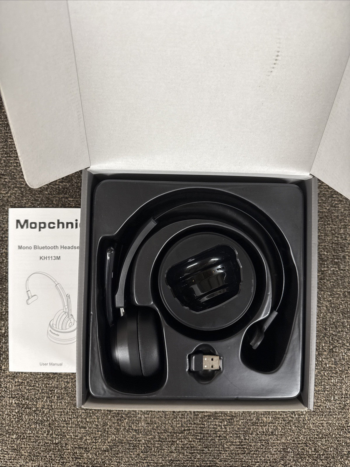 headset bluetooth wireless noise cancelling headphones.     Brand: Mopchnic