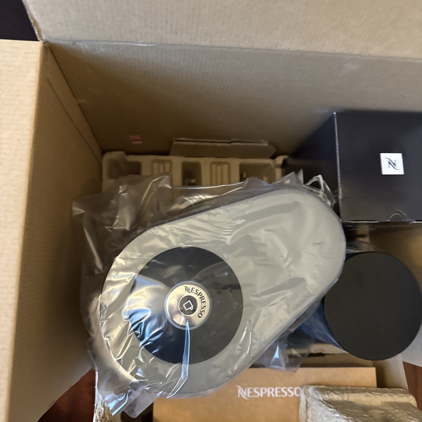 Nespresso Vertuo Plus & Aeroccino3 ENV155TAE  w/ Milk Frother DeLonghi Grey New