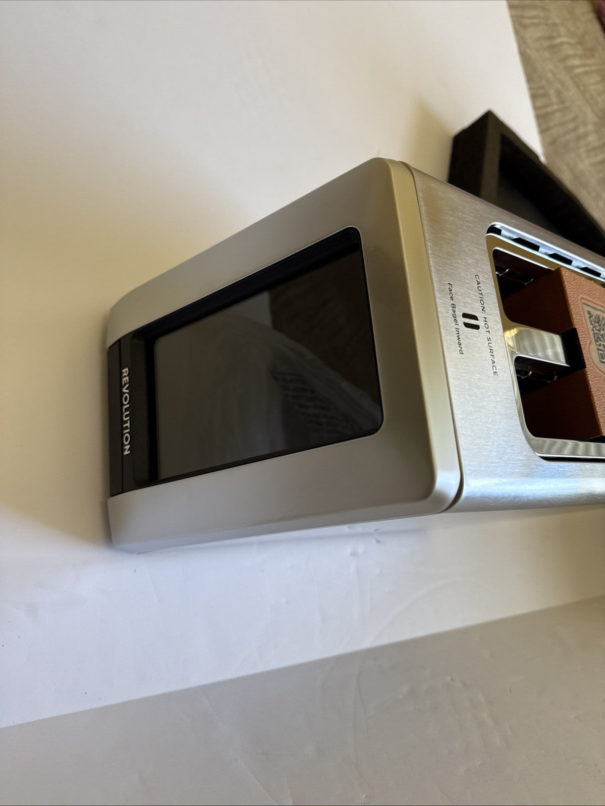 R180 Connect Plus Toaster with Touchscreen – Choose from 40+ Bread Types, 7 B...