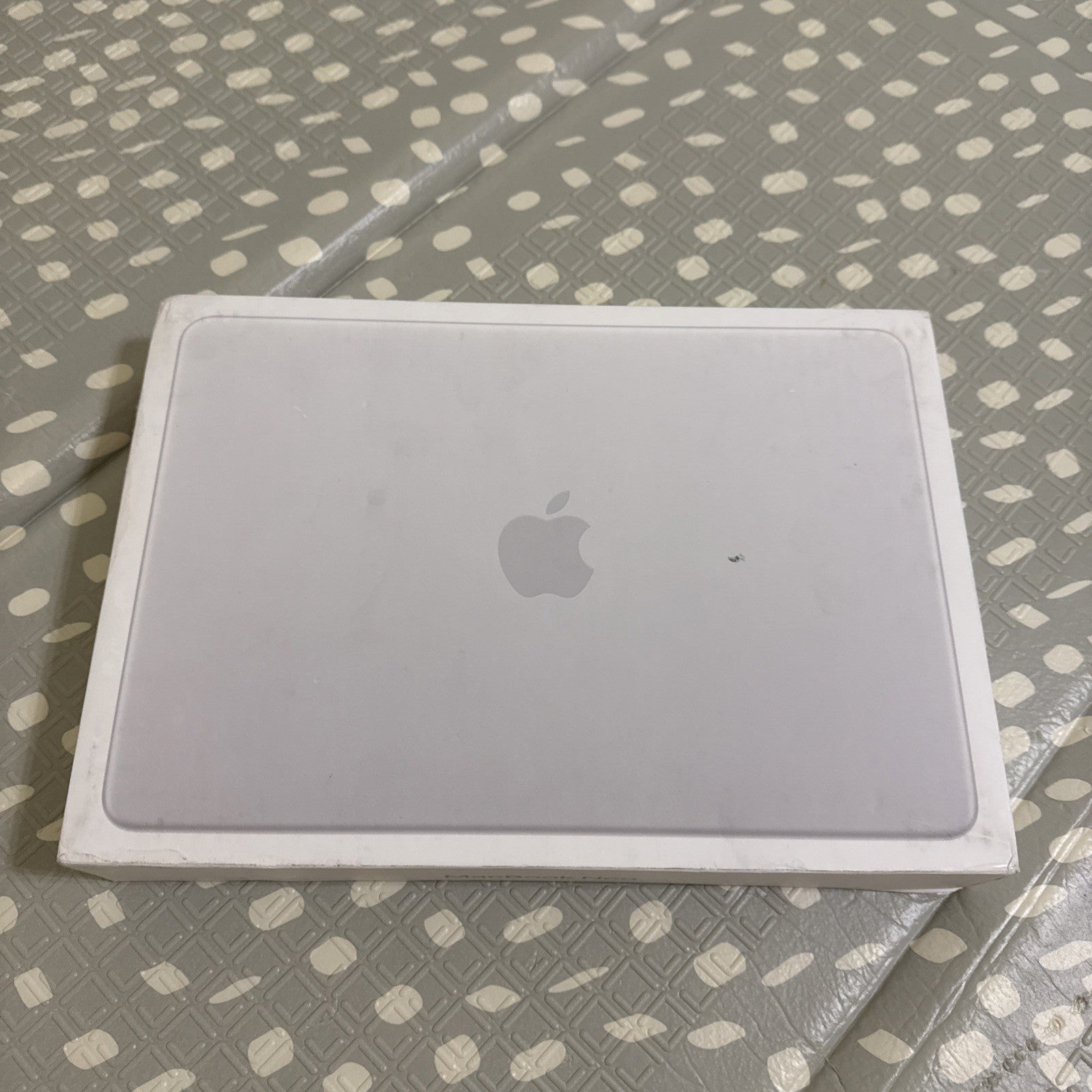 Apple Macbook Neo 13" A18 Pro chip 8GB RAM 512GB SSD 5-Core GPU Silver MHFC4LL/A