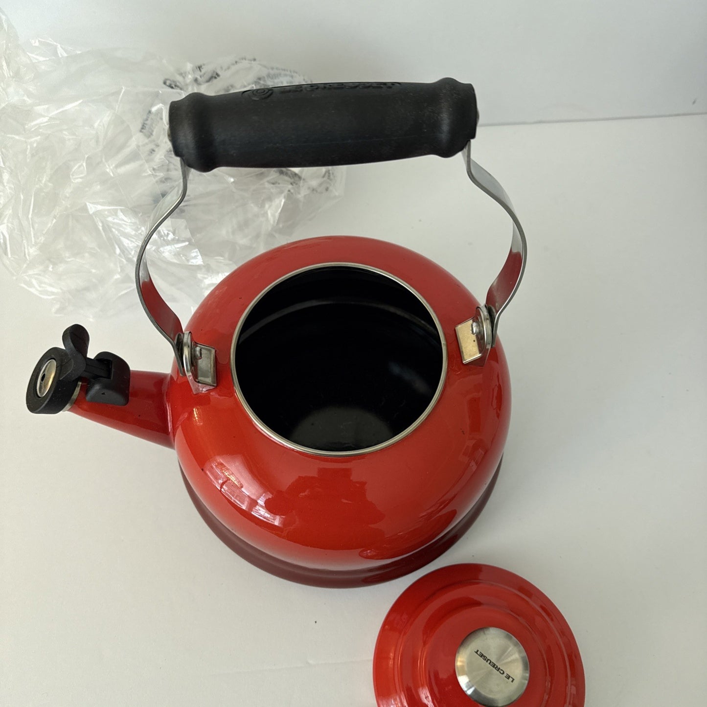 Boil Water Fast - Le Creuset 1.7qt Whistling Tea Kettle Cerise See Pics