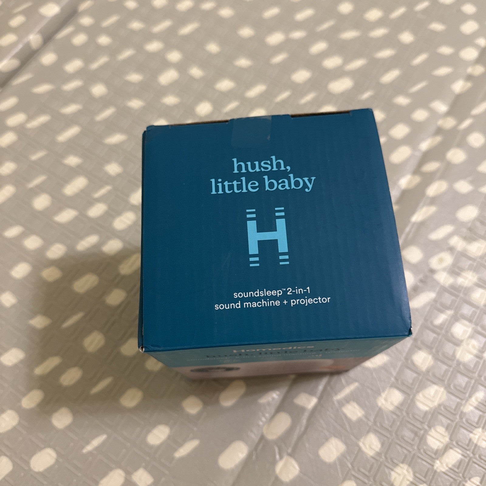 NEW - HUSH, LITTLE BABY By Homedics Soundsleep 2-in-1 Sound Machine + Projector.