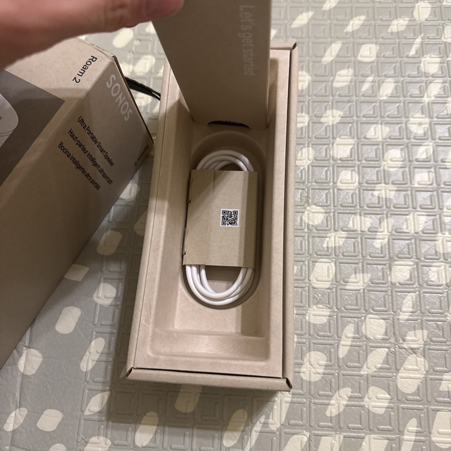 Sonos Roam 2 - White Portable Bluetooth Speaker - Open Box
