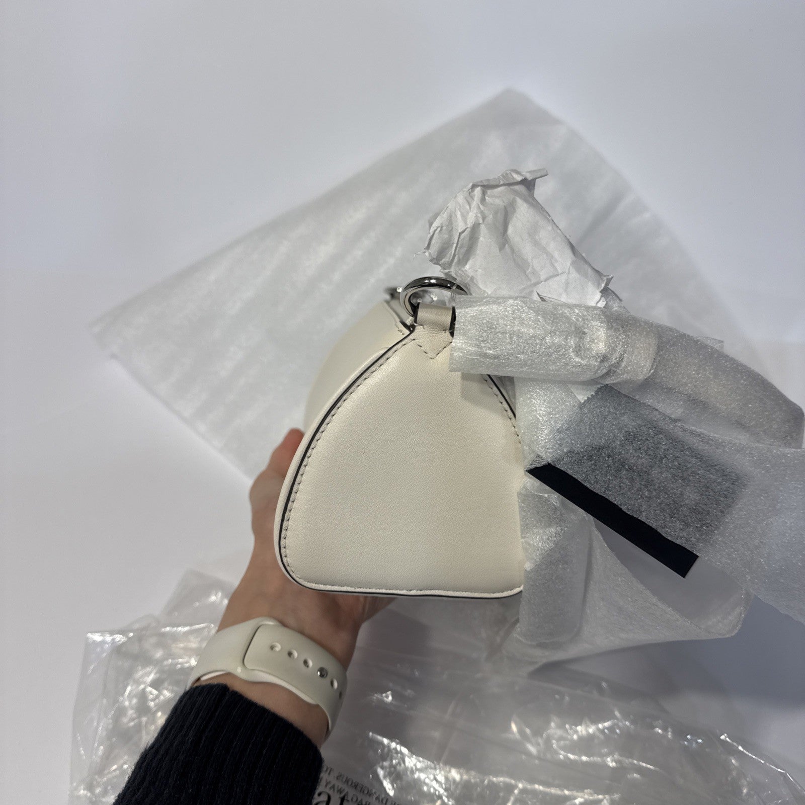 Kate Spade New York Label Smooth Leather Pochette Bag in Parchment KI726 NWT