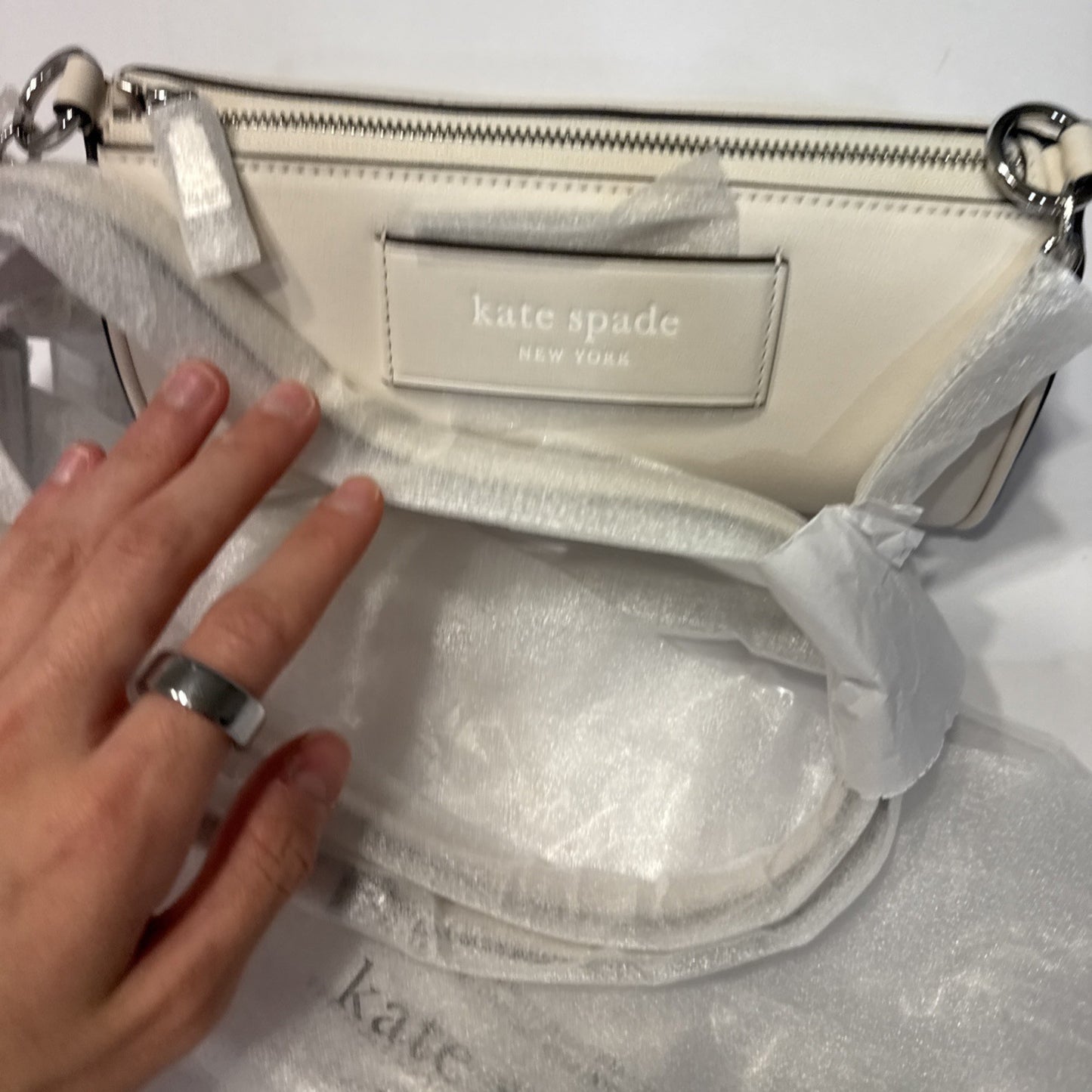 Kate Spade New York Label Smooth Leather Pochette Bag in Parchment KI726 NWT