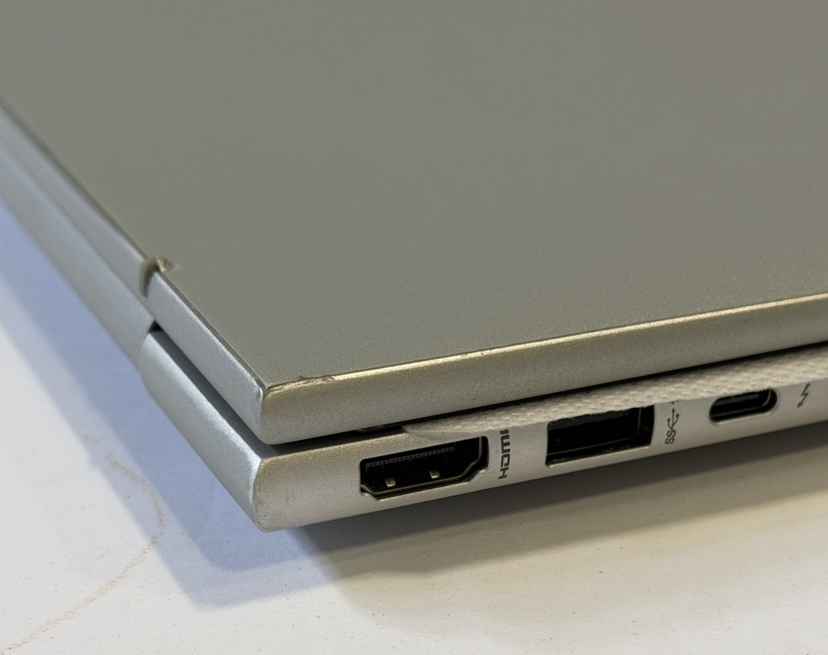 HP EliteBook 840 G9 14" 16GB 512GB SSD Core™ i5- IRIS XE, Silver