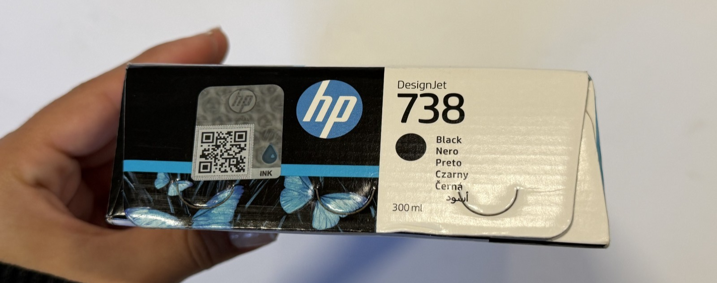 HP 738 300-ml Cyan DesignJet Ink Cartridge, 676M6A