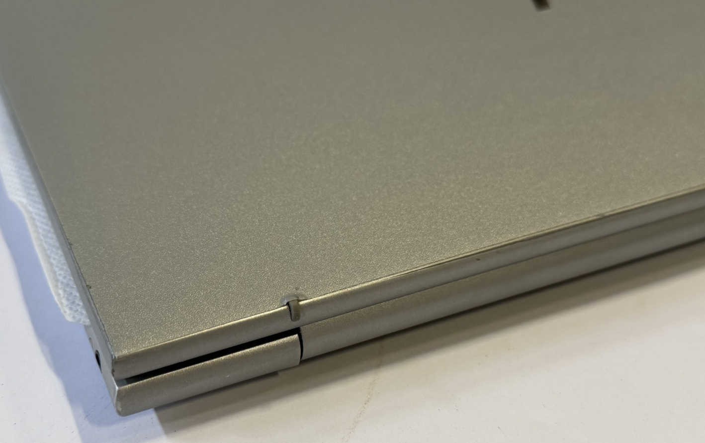 HP EliteBook 840 G9 14" 16GB 512GB SSD Core™ i5- IRIS XE, Silver