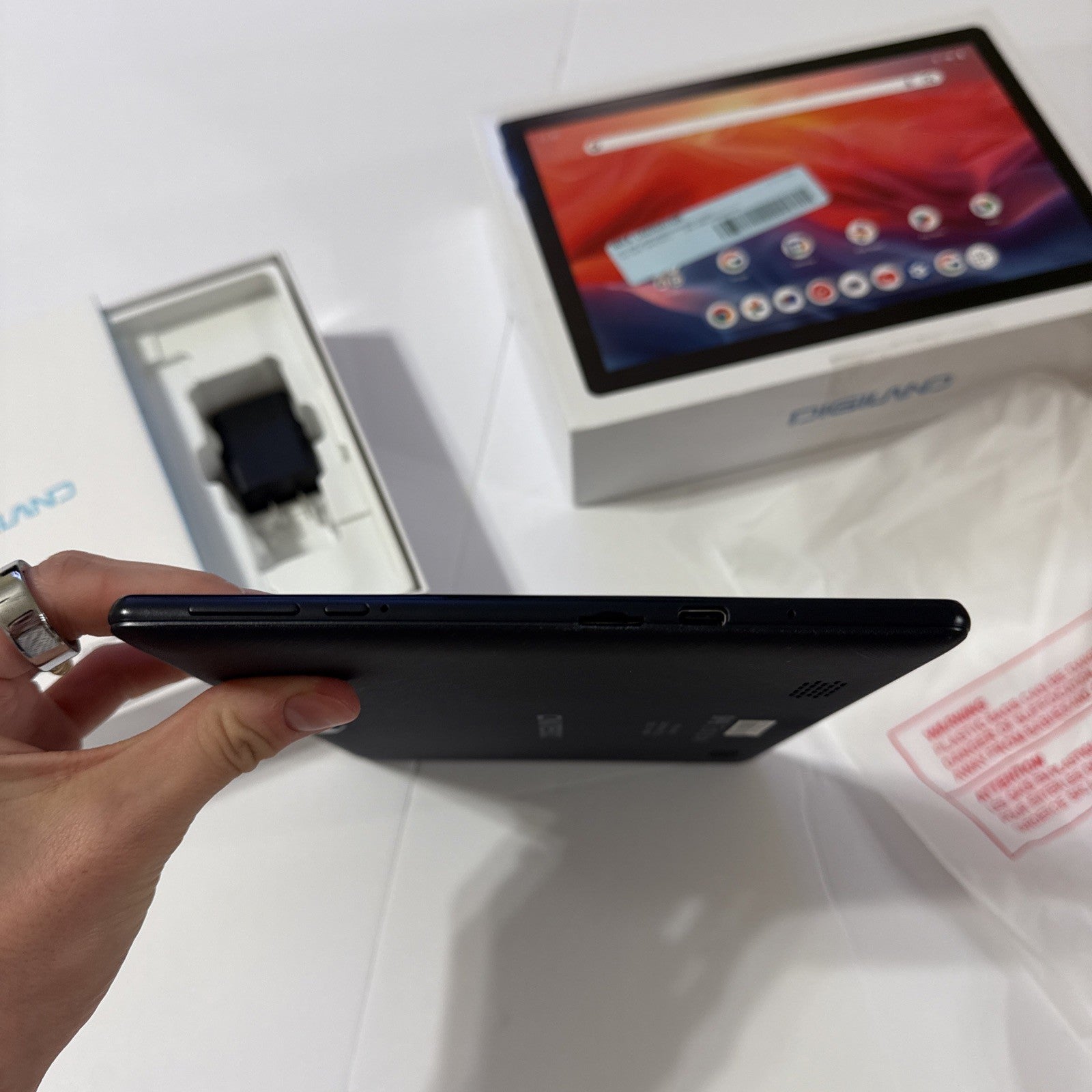 Digiland Tablet 10-1 Android 14 G80 Octa-Core 12GB Ram 128GB Rom Storage