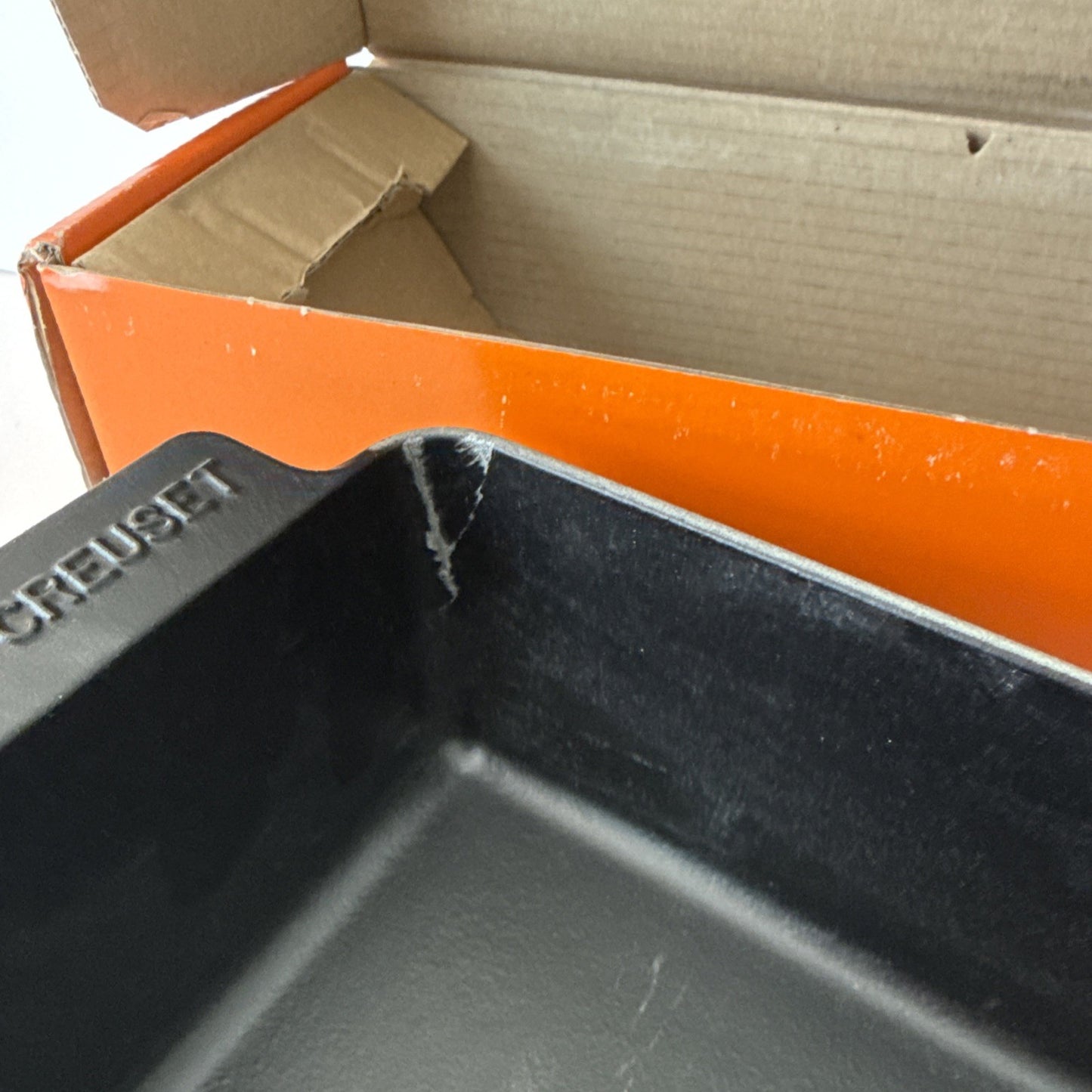 Genuine Le Creuset Loaf pan 23cm 9 inc Matte Black See Pics