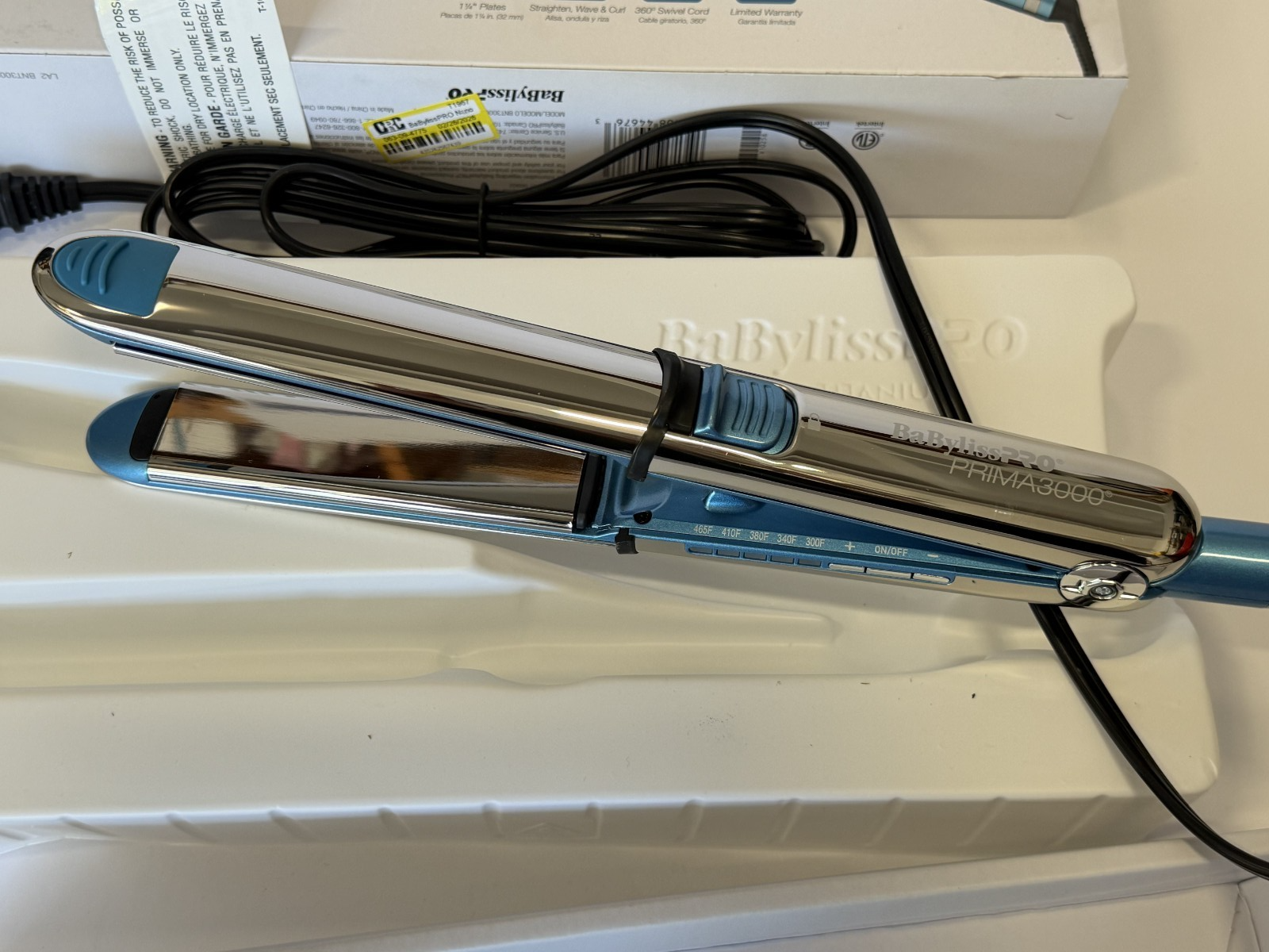 BaBylissPRO Nano Titanium PRIMA3000 1.25 Inch Ionic Hair Straightener BNT3000TUC