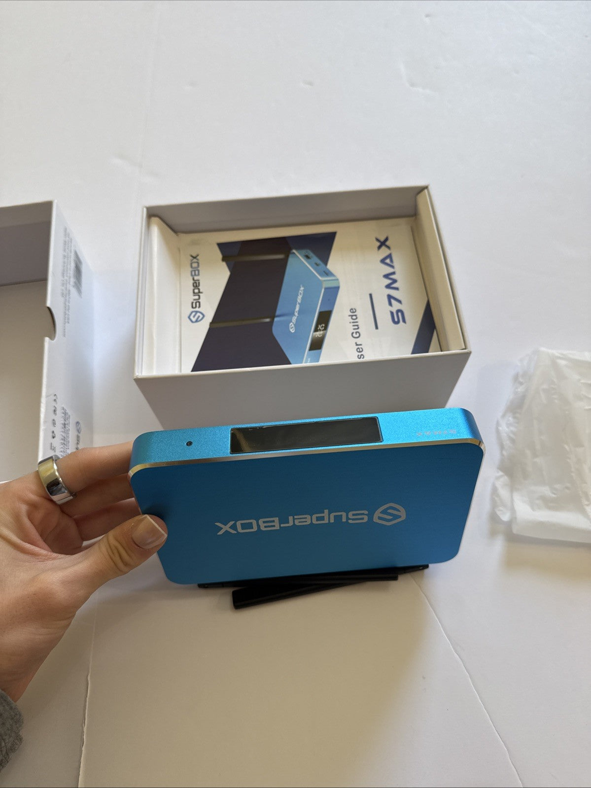 SUPERBOX S7 MAX Streaming Media Player Bundle