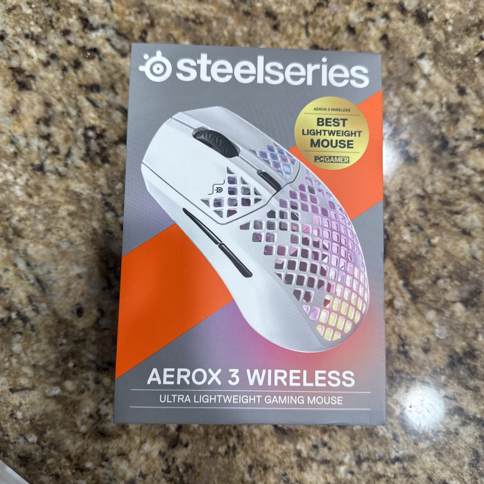 SteelSeries Aerox 3 Snow Wireless Gaming Mouse Ultra-Lightweight
