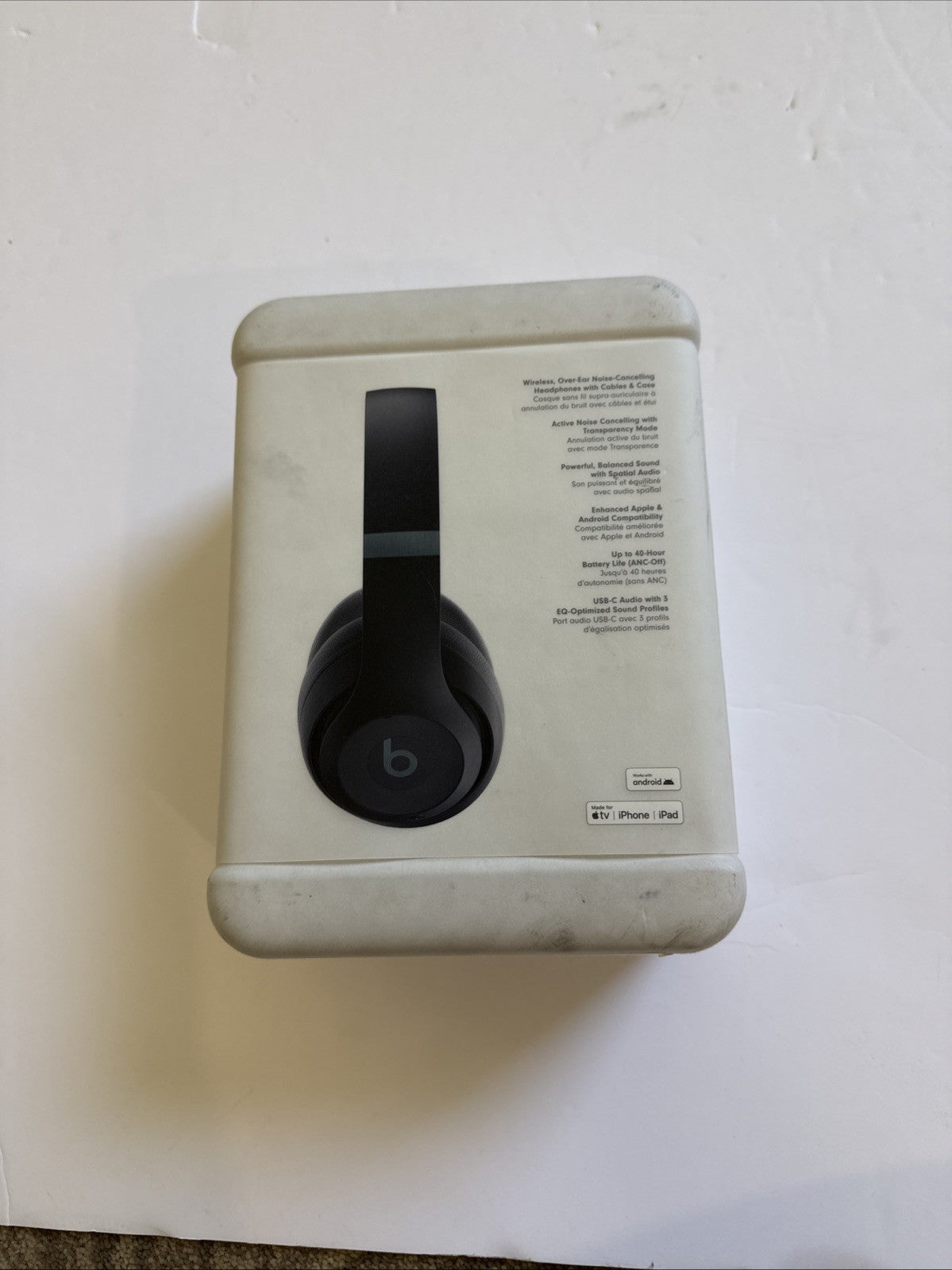 Beats  Studio Pro Wireless Bluetooth Headphones Navy MQTQ3LL/A Brand New Sealed