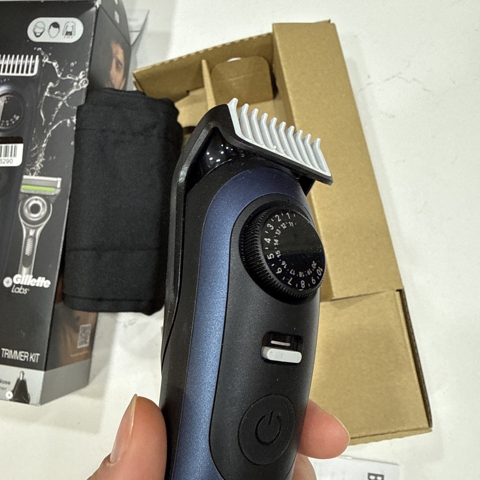 Braun Men's All-In-One Series 9 Trimmer Kit for Beard, Face, Hair (READ)