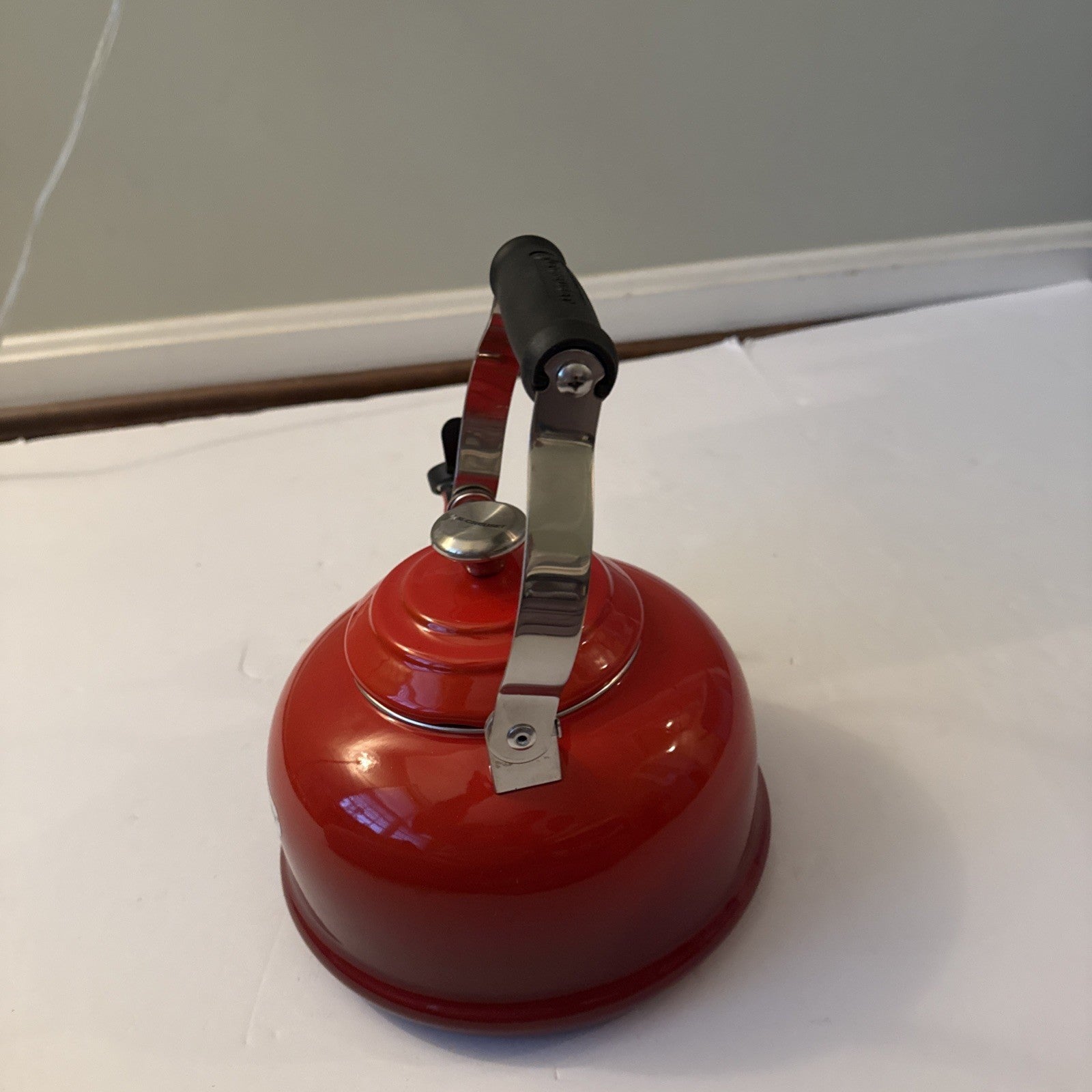 Le Creuset Enameled Steel 1.7 Quart Classic Whistling Kettle, Cerise Red - New