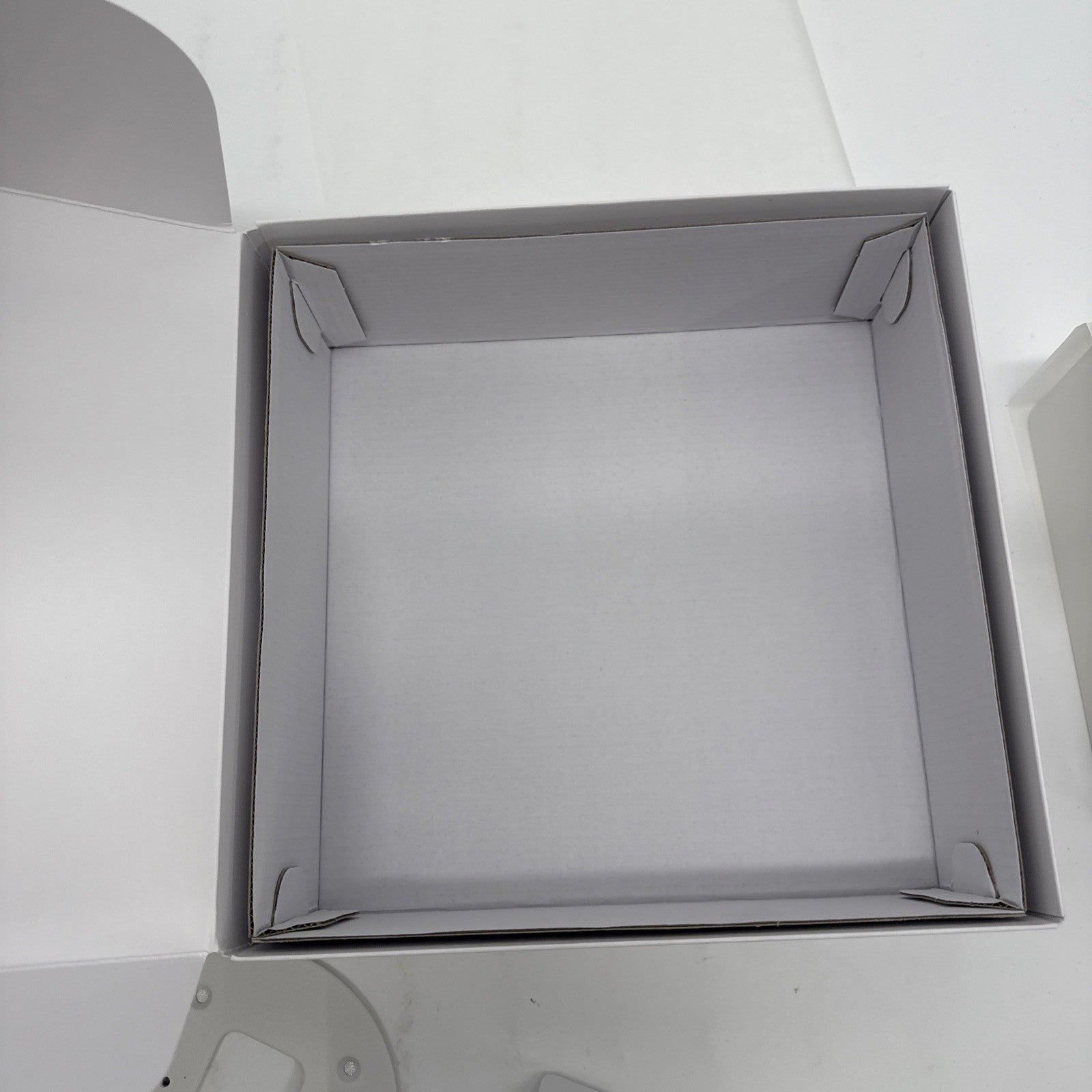 Eve Outdoor Cam White Edition Secure floodlight camera with Apple Home Kit NEW