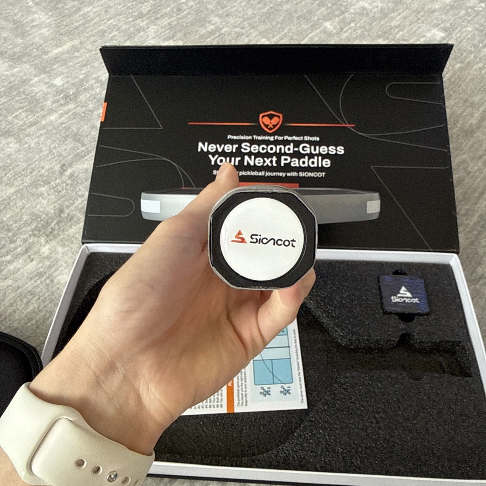 NEW OPEN BOX - DGYGQ - T700 RAW CARBON FIBER - PICKLEBALL PADDLE
