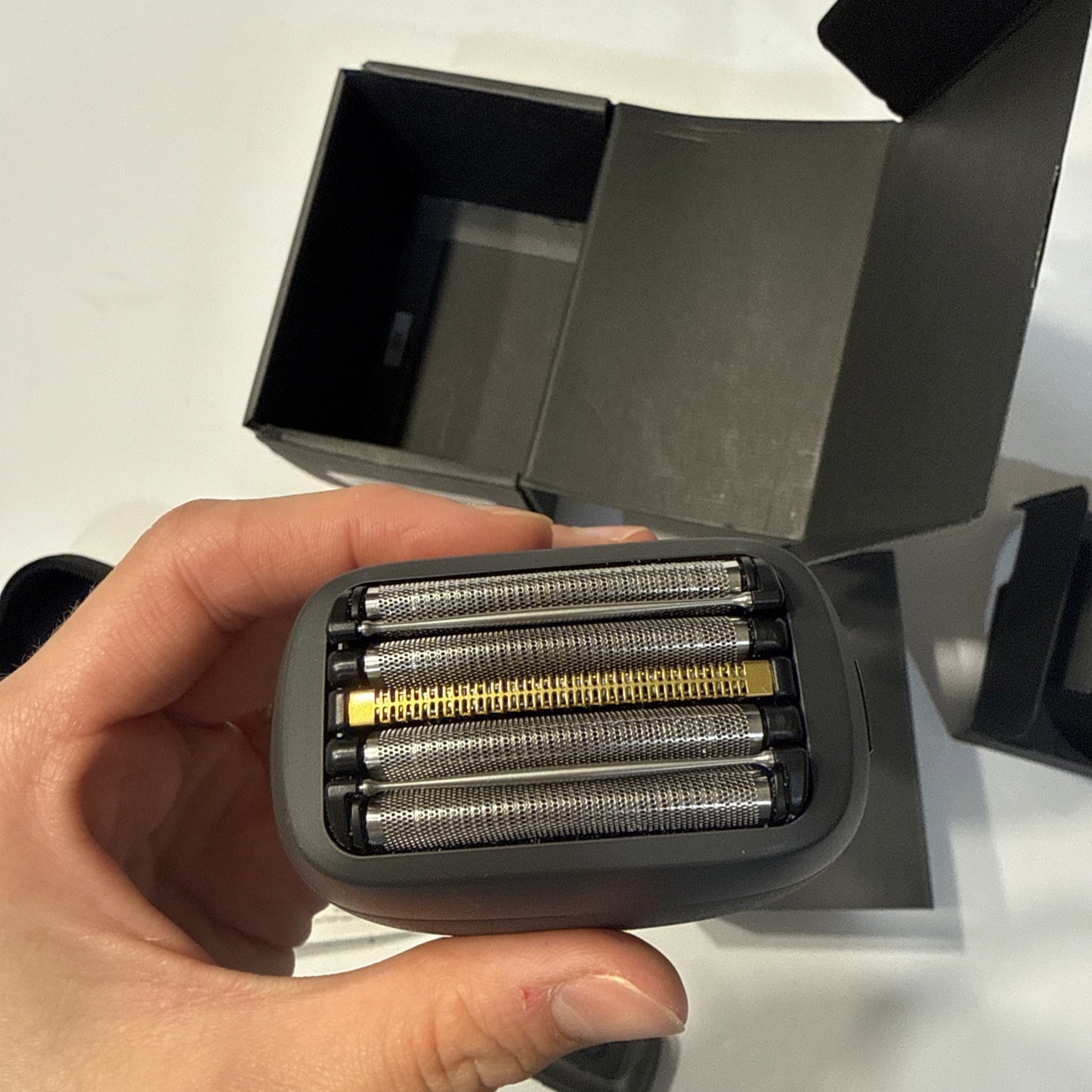 Panasonic Lamdash Palm Compact Shaver ESPV3AK  Black New Open Box