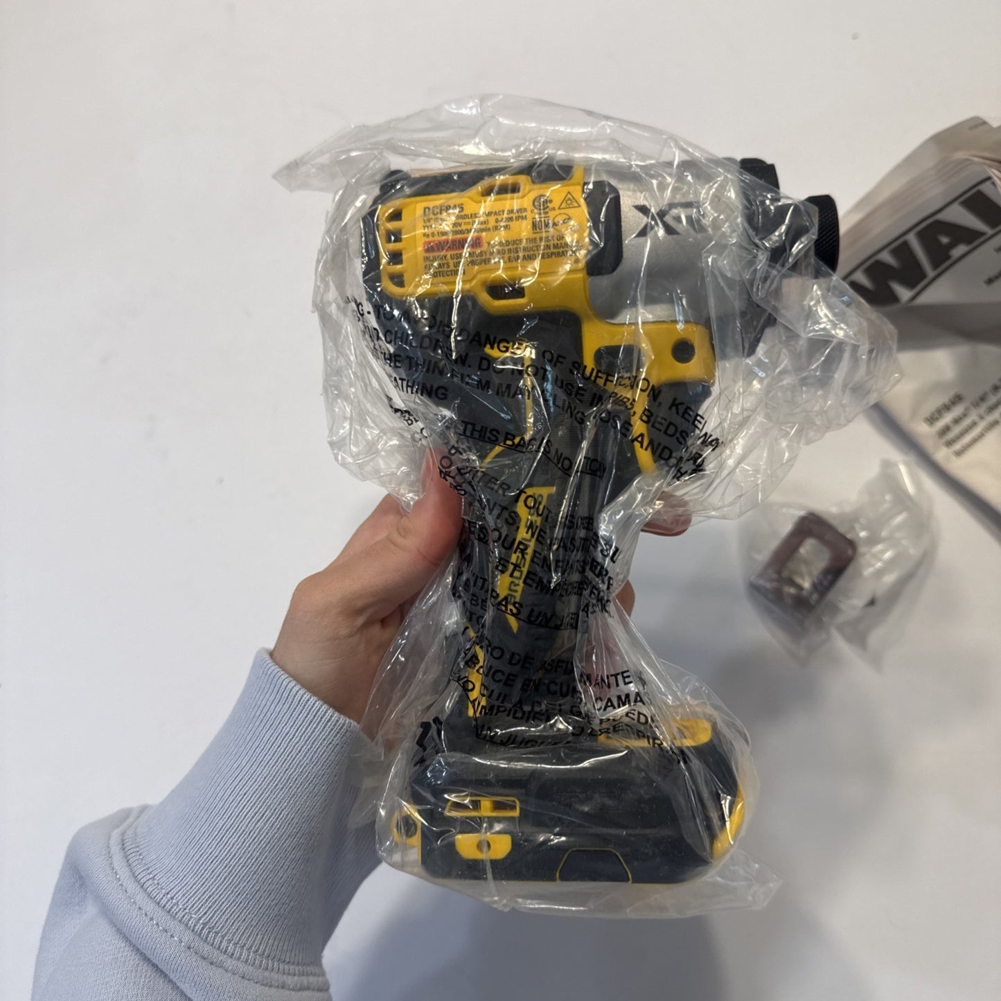 Dewalt DCF845B 20v XR 1/4" 3-Speed Brushles Impact Driver(Tool Only) (E10049564)