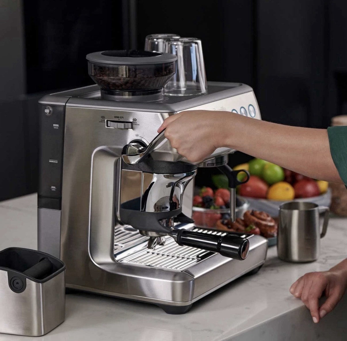 Breville Barista Express Impress Espresso Machine - BES876BSS1BNA1 Silver)Tested